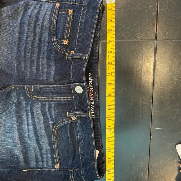 American Eagle Jean Distressed Cuffed Shorts - Picture 3 of 6